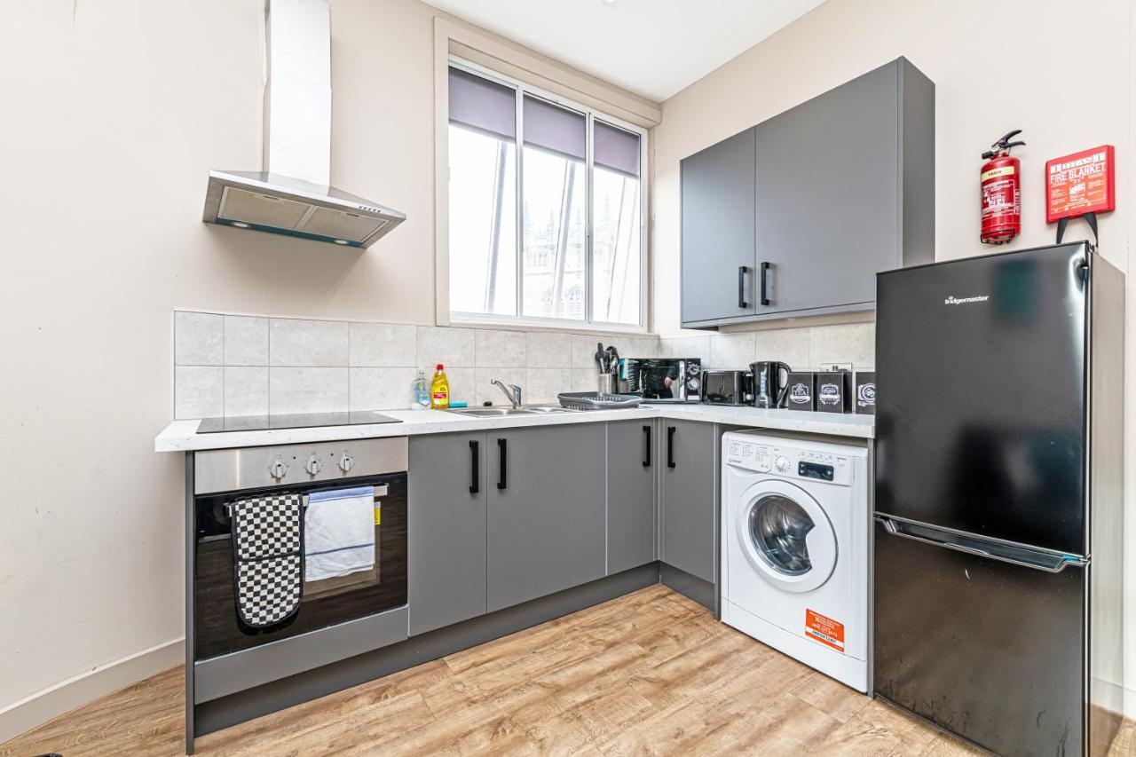 Wigan Central Serviced Apartments ภายนอก รูปภาพ